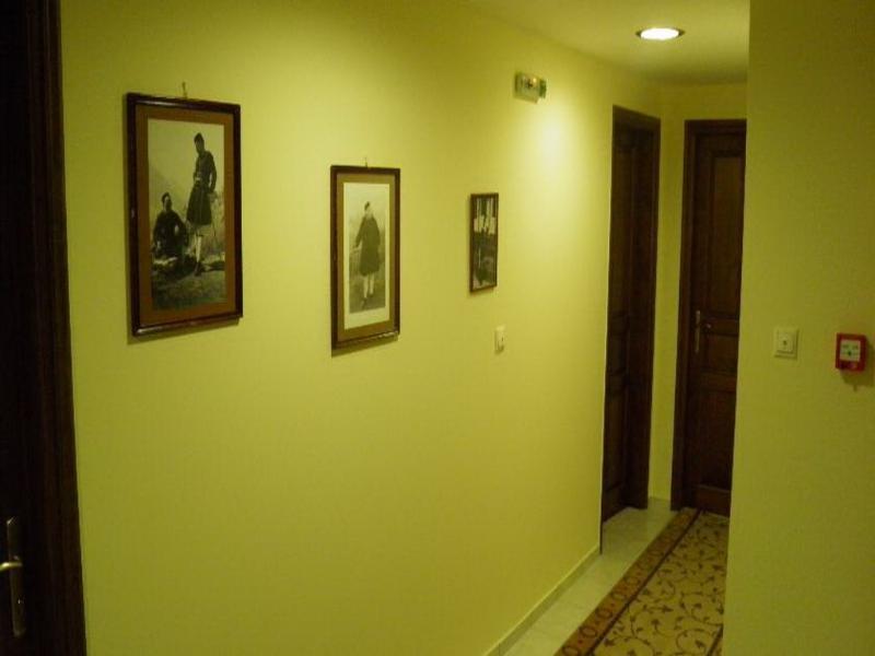 Egnatia Hotel Ioannina Exterior photo