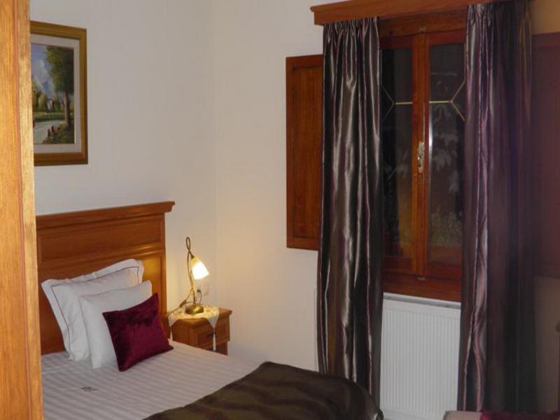 Egnatia Hotel Ioannina Exterior photo